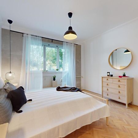 Modern 2 Bedroom Apt - Free Parking Bratislava Exteriér fotografie